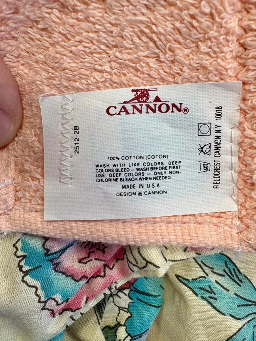 Vintage Cannon Bath Towel- Peach with Ruffle Floral Trim